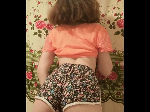 ❤️ Nwa ọhụrụ sexy na-eyipụ uwe mkpirisi ya na igwefoto ☑  na anyị%ig.assistdoctor23.ru